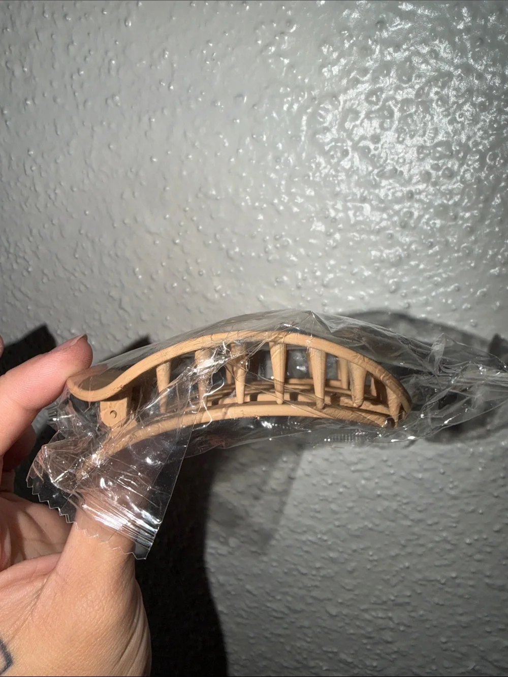 Beige Women's Hair Clip Accessory for Improved Airflow